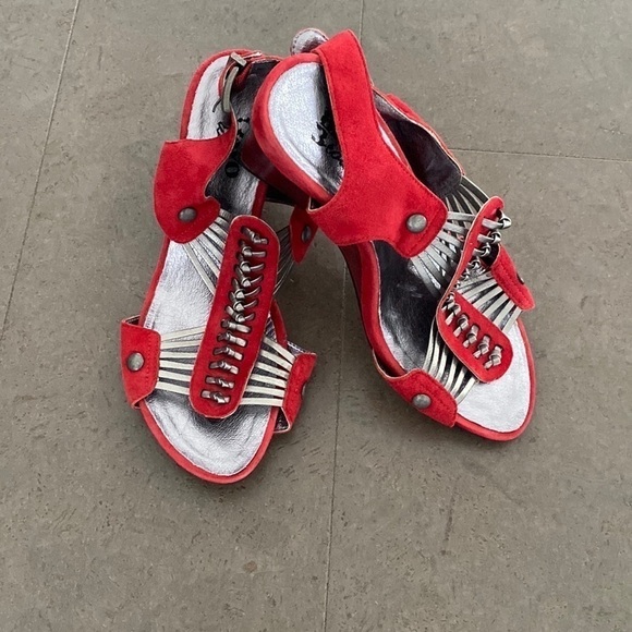 WEDGE sandal shoes size 37 EU / 6.5 US - Picture 1 of 11